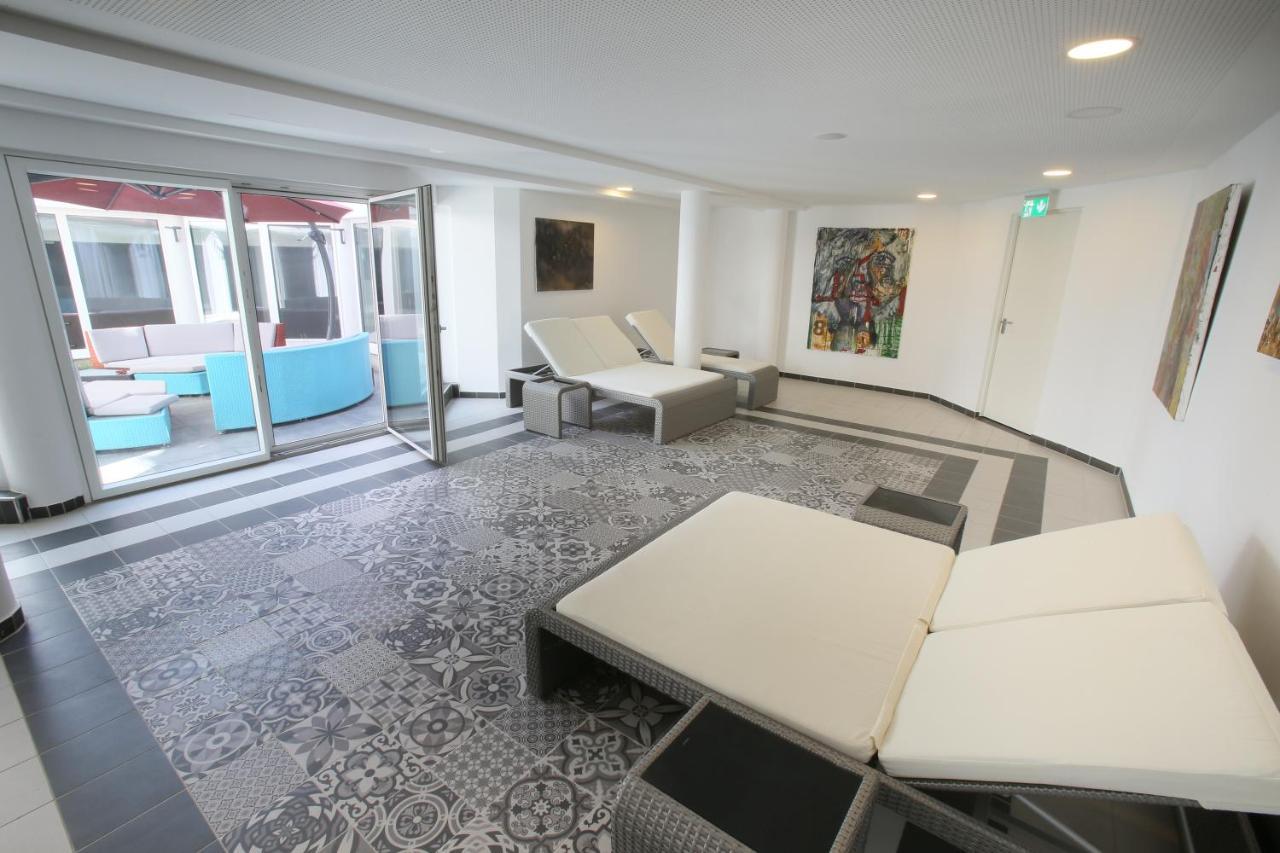 25H Spa-Residenz Pools In & Out, Private Garden & Beach نيوسيدل آم سي المظهر الخارجي الصورة