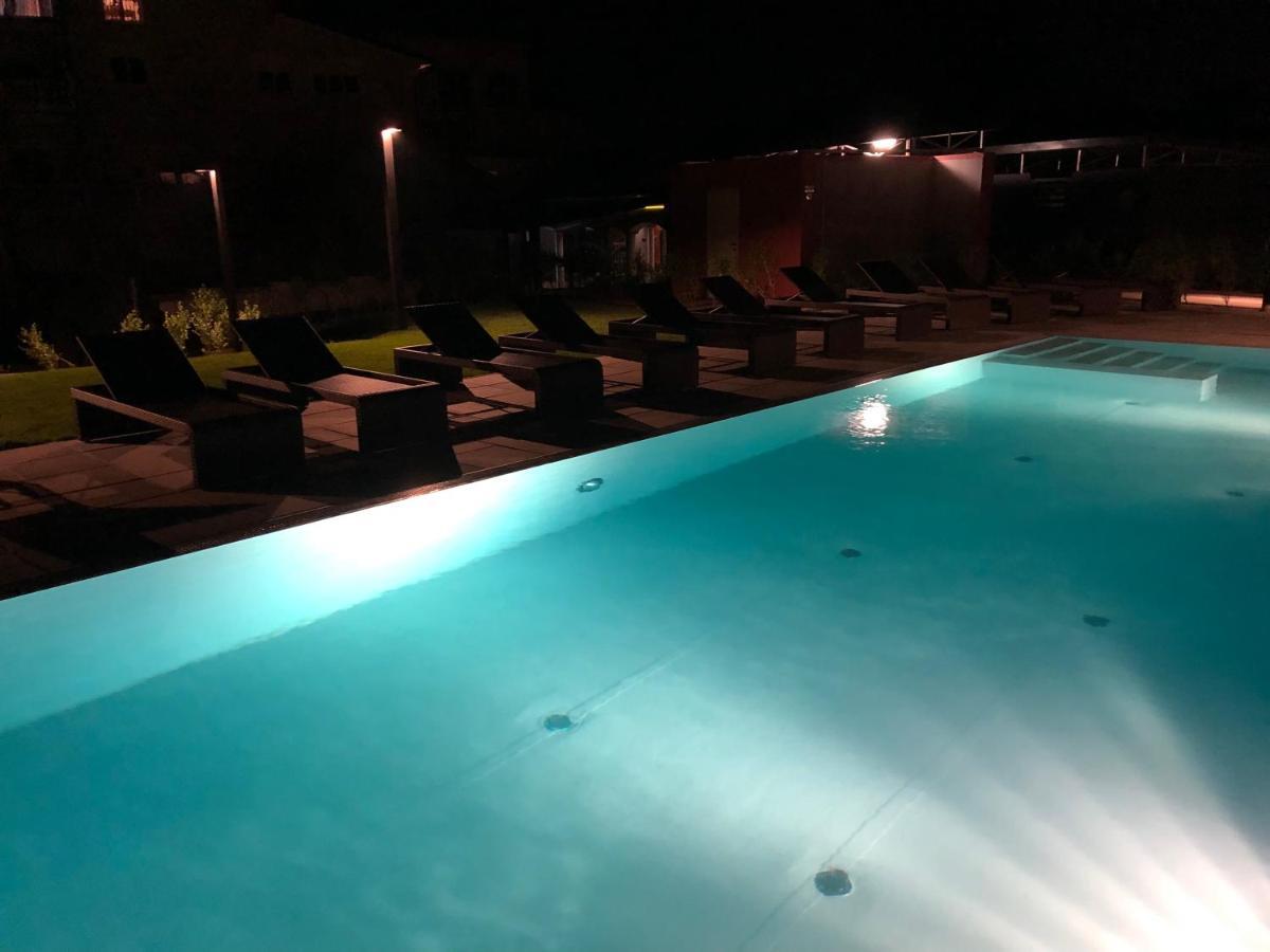 25H Spa-Residenz Pools In & Out, Private Garden & Beach نيوسيدل آم سي المظهر الخارجي الصورة